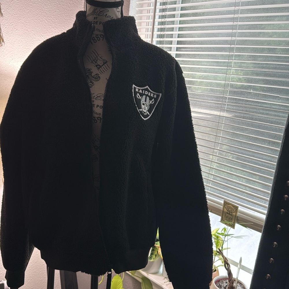 NFL Women's Black Raiders Sherpa Jacket